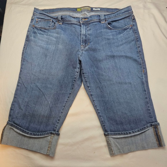 Old Navy Pants - Old Navy Meas 42" Waist No Size Tag Low Waist Cuffed Capri Jeans 1419